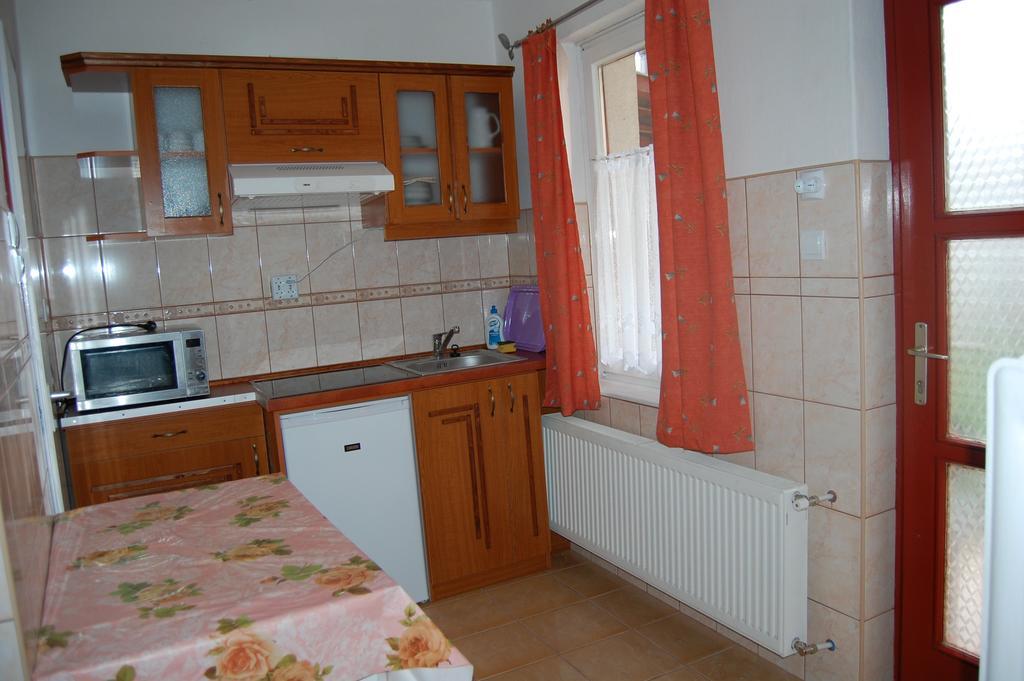 Zách Klára utcai Apartman Visegrád Exterior foto
