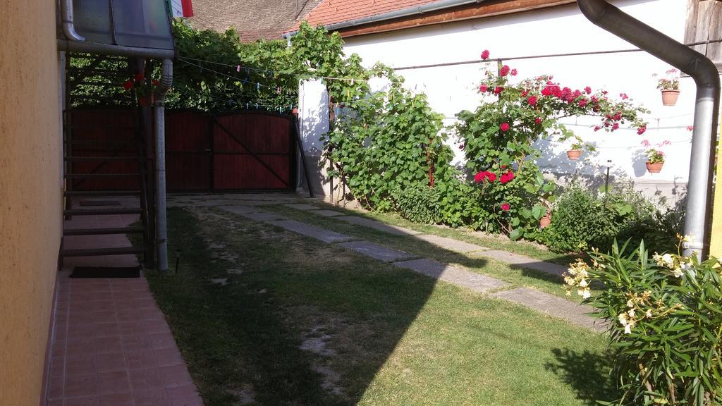 Zách Klára utcai Apartman Visegrád Exterior foto